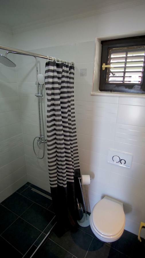 Apartmani Laura Trogir Ngoại thất bức ảnh