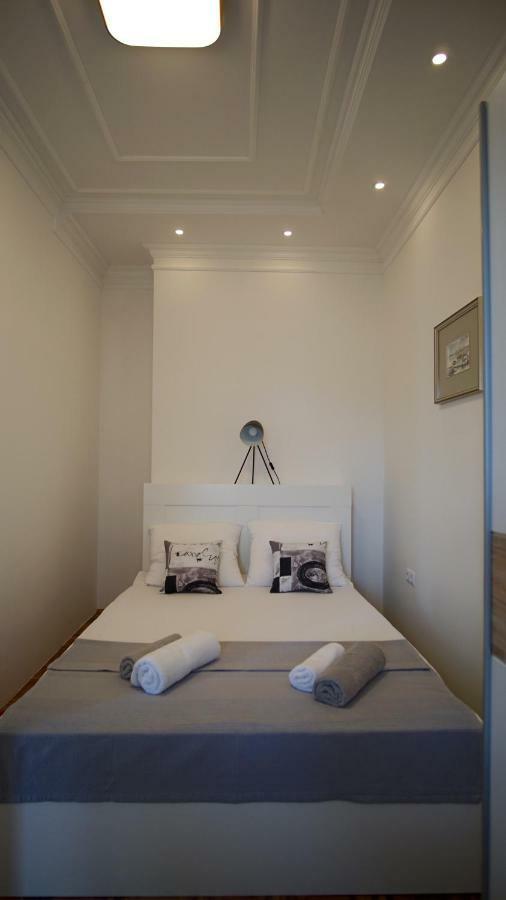 Apartmani Laura Trogir Ngoại thất bức ảnh