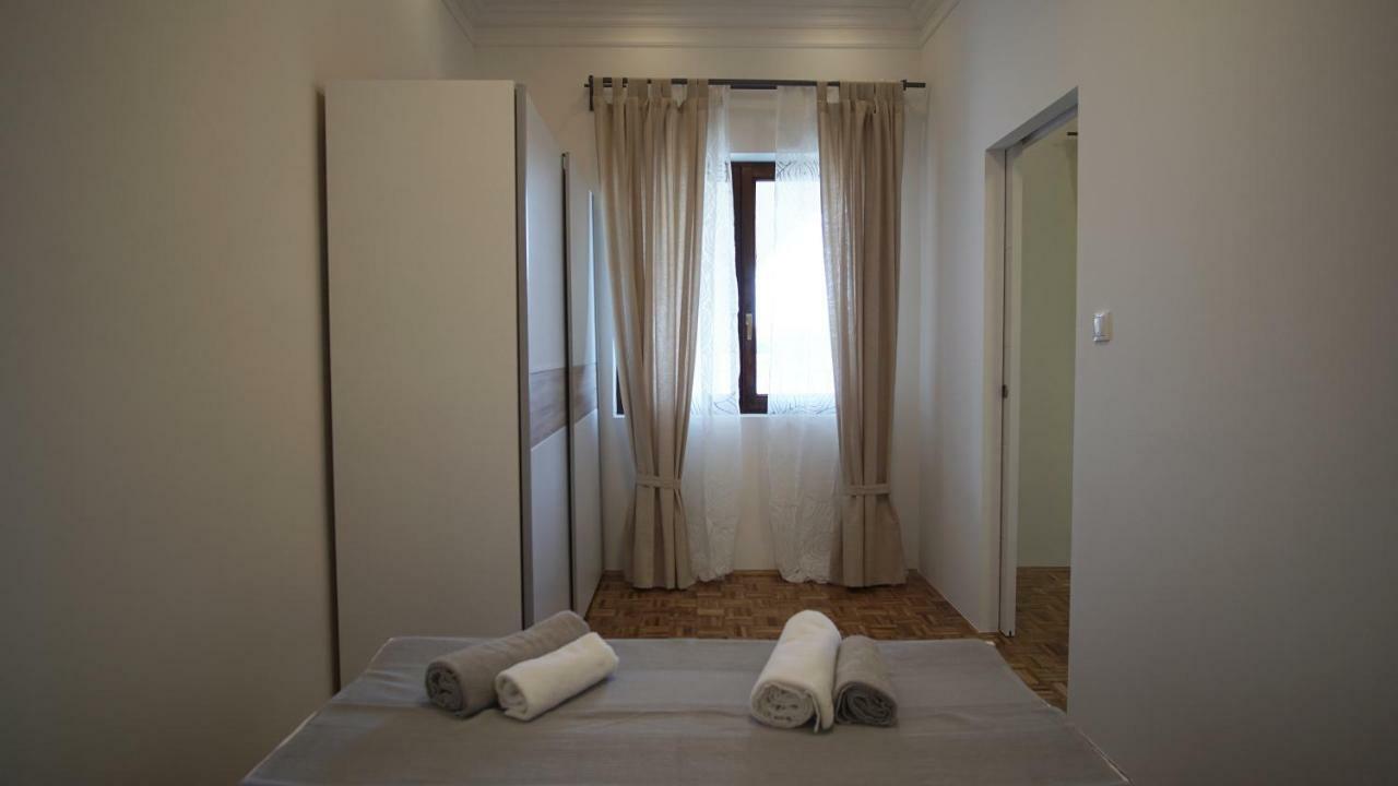 Apartmani Laura Trogir Ngoại thất bức ảnh