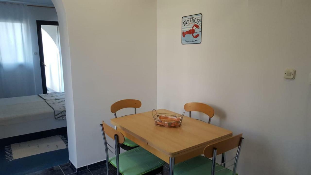 Apartmani Laura Trogir Ngoại thất bức ảnh